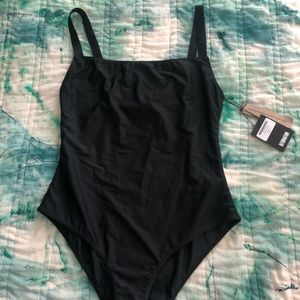 NEW Reformation Eliza One Pice in Black size XL